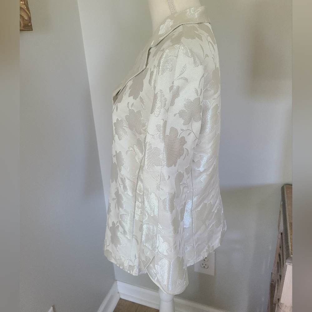 - NWT vintage Armani blazer size 14 dead stock white - Picture 4 of 11